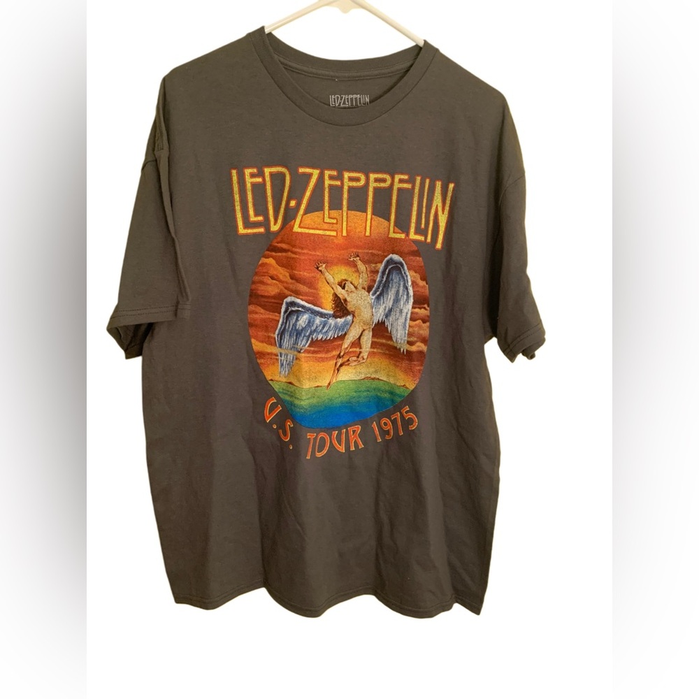Led Zeppelin- U.S. Tour 1975 - Graphic T-Shirt 
Size XL. NWOT